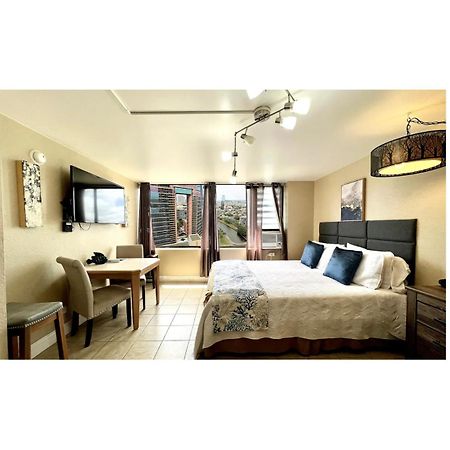 King Bed, Spacious, Legal, View Honolulu Buitenkant foto