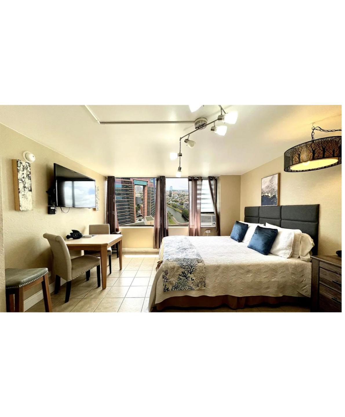 King Bed, Spacious, Legal, View Honolulu Buitenkant foto